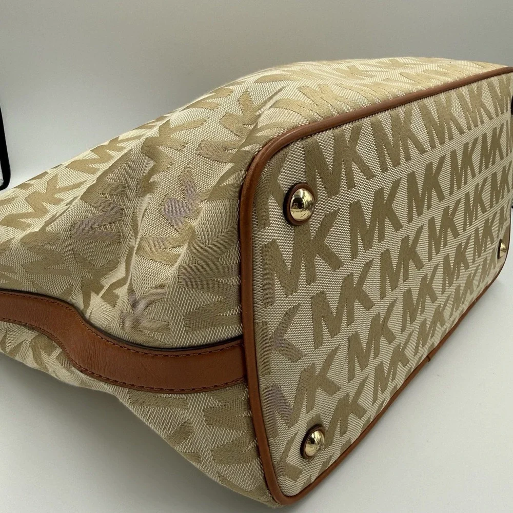 Michael Kors Jet Set MK Signature Jacquard Medium Tote Grab Bag Tan Neutral NEW‎